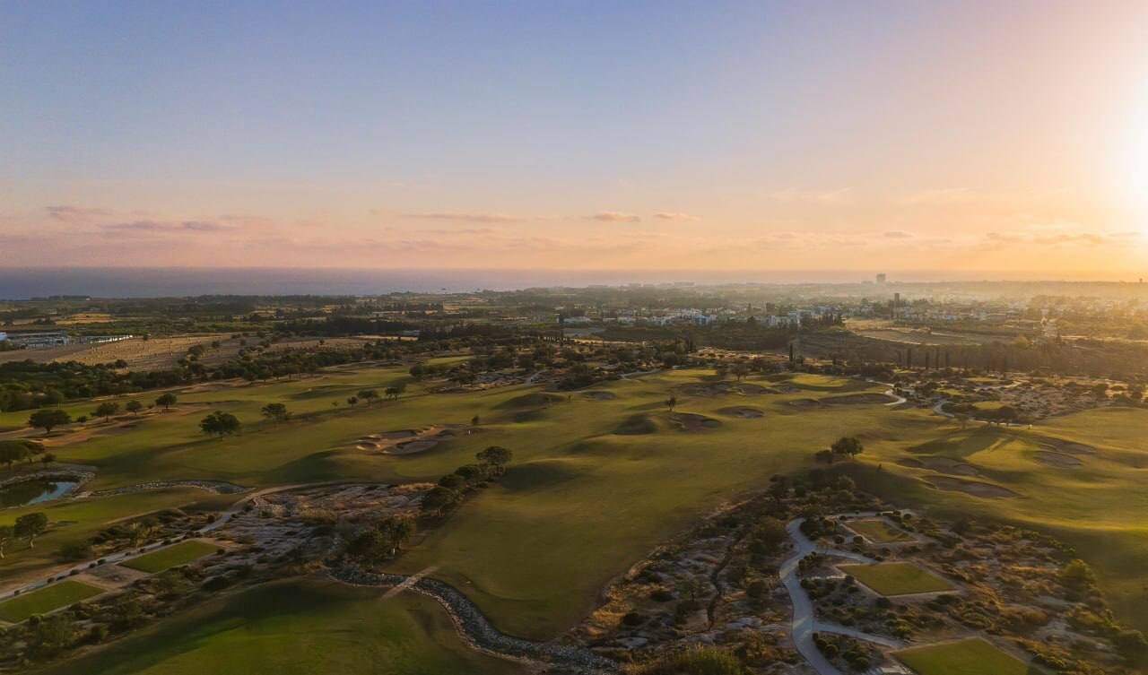 GOLFPLATZ