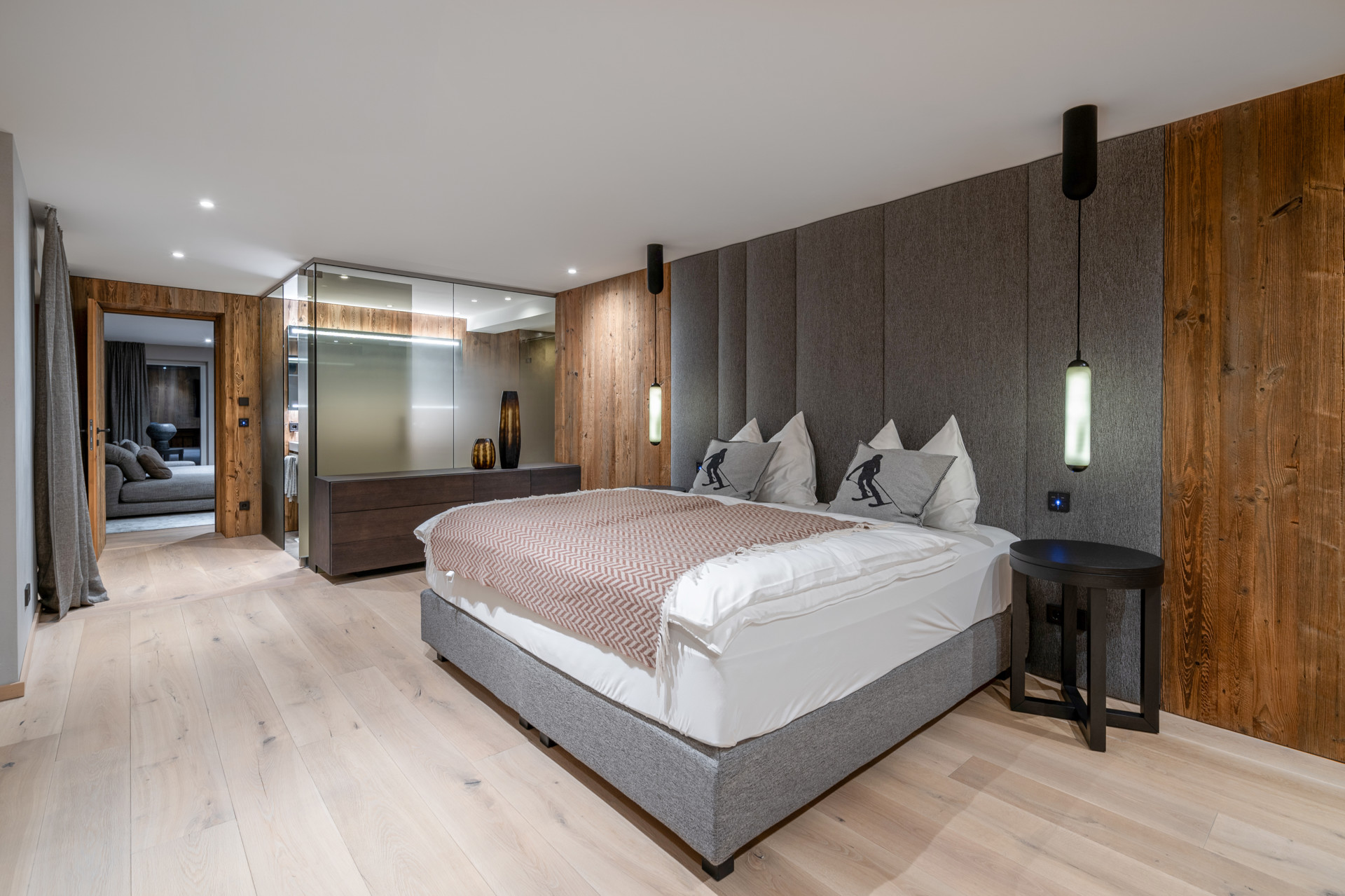 MASTERSCHLAFZIMMER